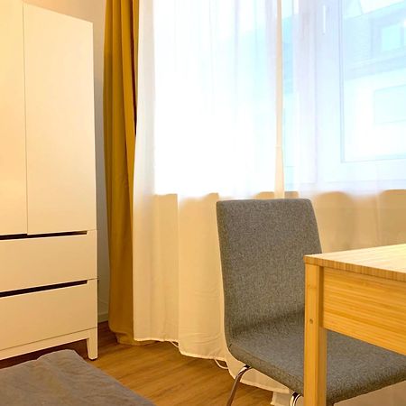 Apartment In Koeln / Cologne Mit Allem Drum Und Dran Eksteriør billede
